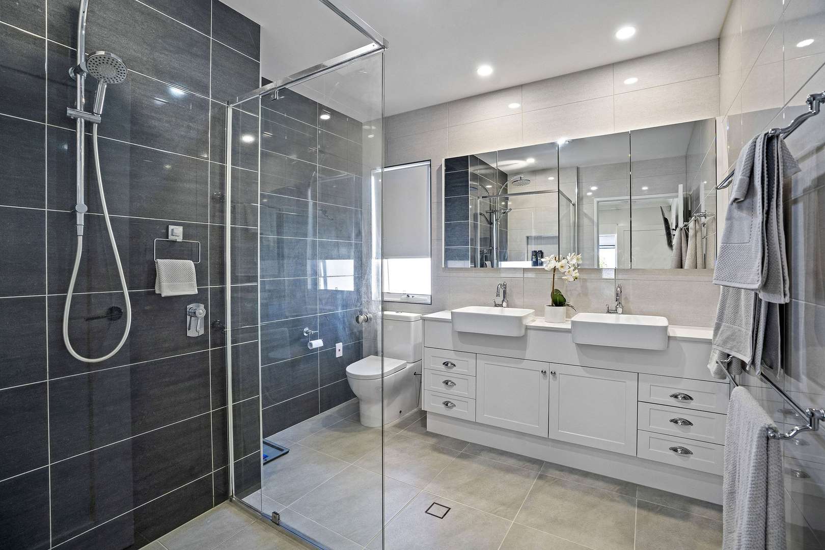 50 Eastport by Palm Lake Resort