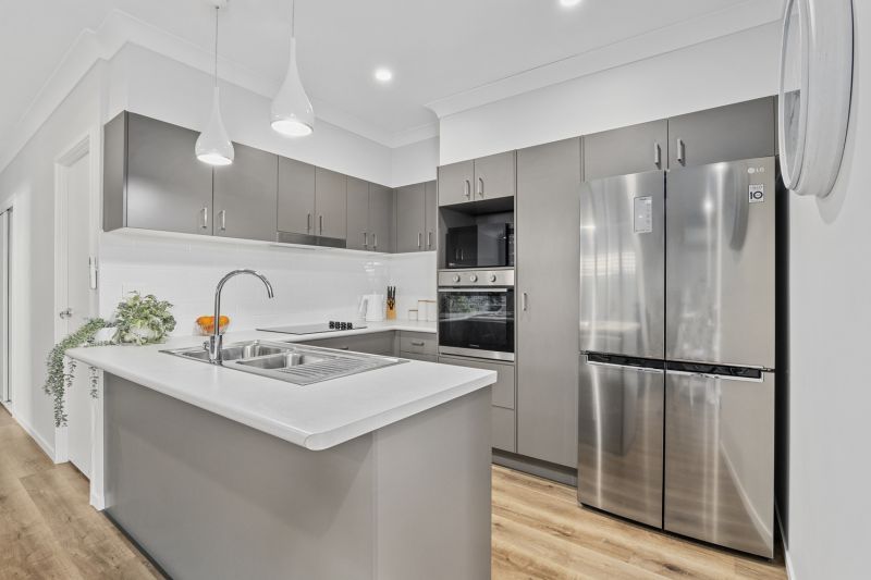 Modern Comfort with Tranquil Bushland Outlook