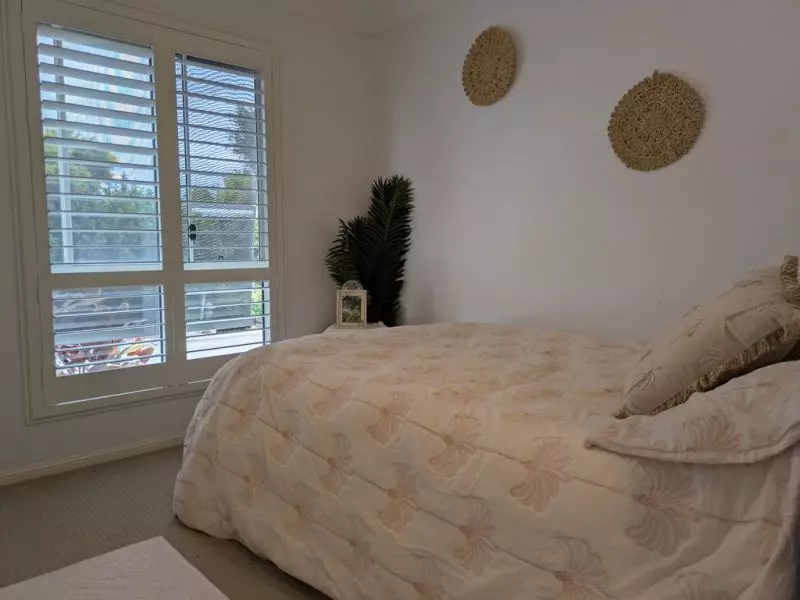 Gorgous gem in quiet location