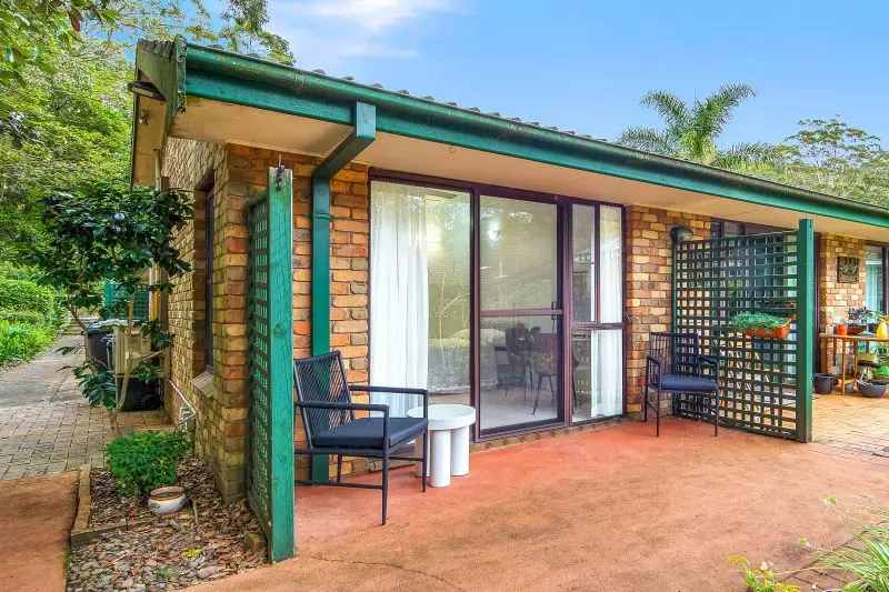 Chic Serviced Studio with Bush Outlook