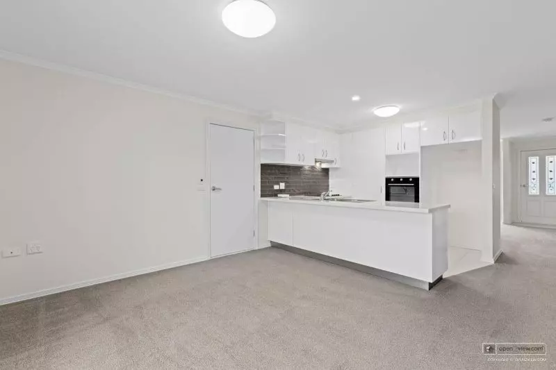 ** UNDER OFFER ** Discover Your Next Chapter in Comfort and Community!