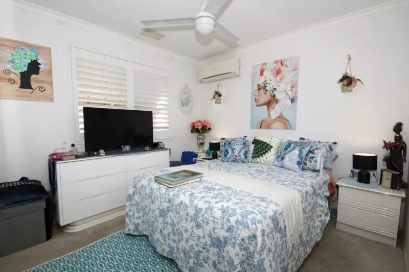 The Palms Village - Over 55's pet friendly Lifestyle Village