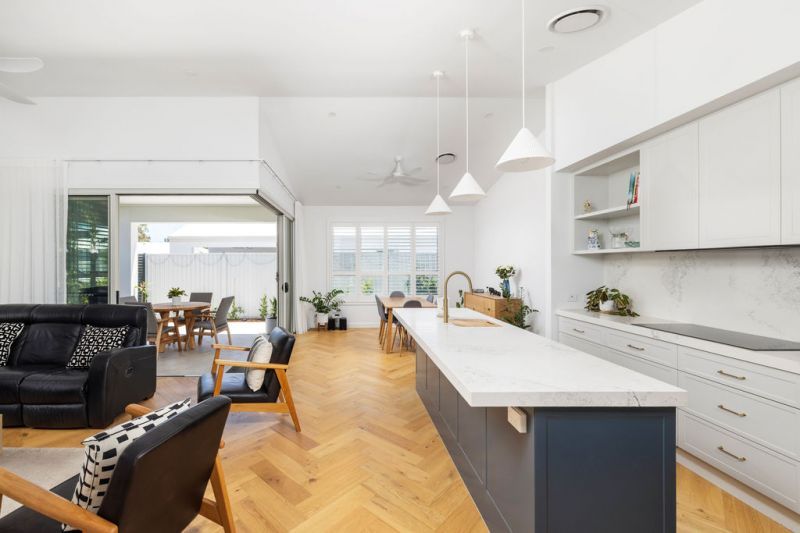 Enjoy Modern Elegance and Prime Corner Vantage