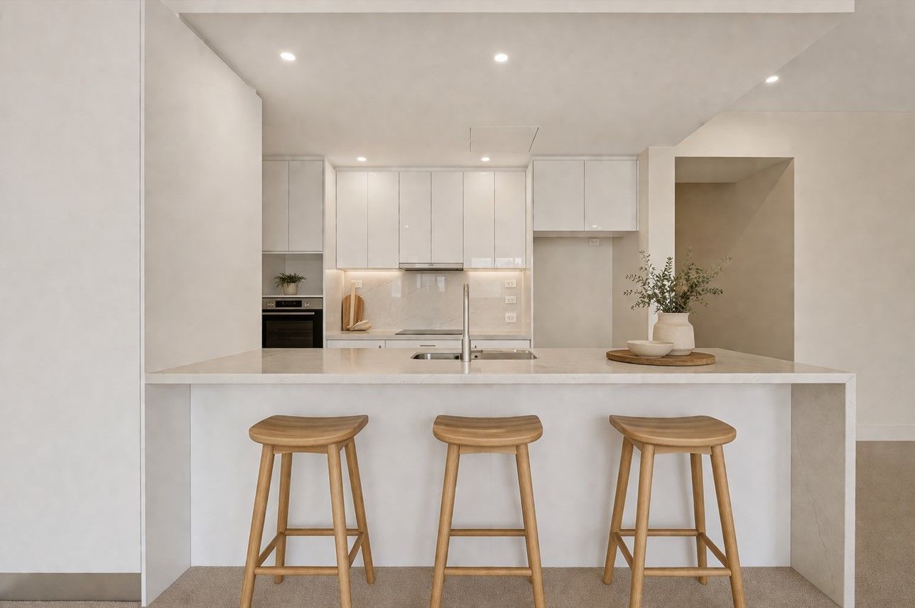 Spacious two-bedroom apartment with north-facing balcony