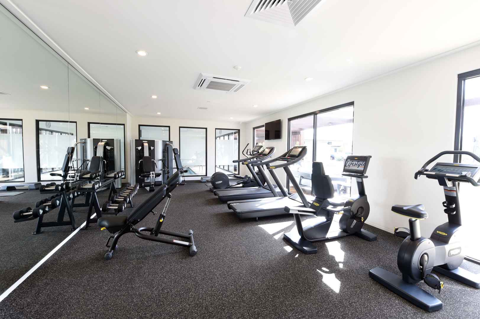 Lifestyle Kaduna Park - Experience a beautiful blend of laid-back ease and a vibrant, friendly community that’s sure to please! Downsize to a place for every pace.