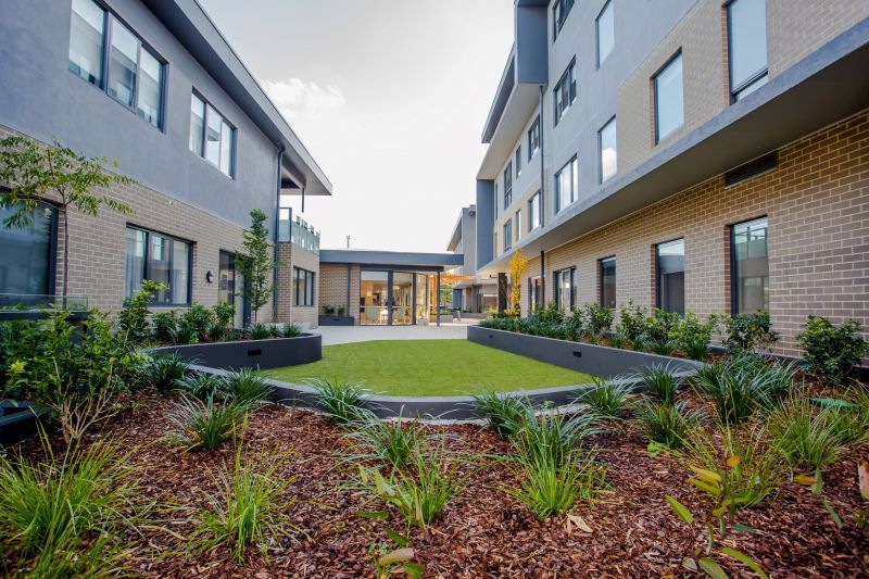 Effortless Retirement Living in a Modern 3-Bed Apartment