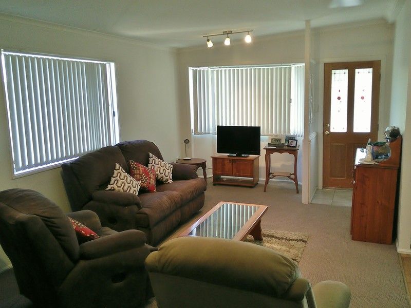 TRANQUIL COMMUNITY AMONGST BUSHLAND