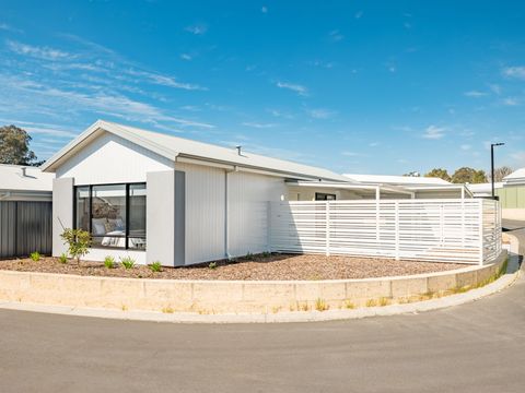 Meadowbrooke Lifestyle - Morgan Design