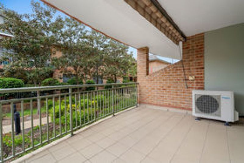 Spacious two bedroom unit in convenient location