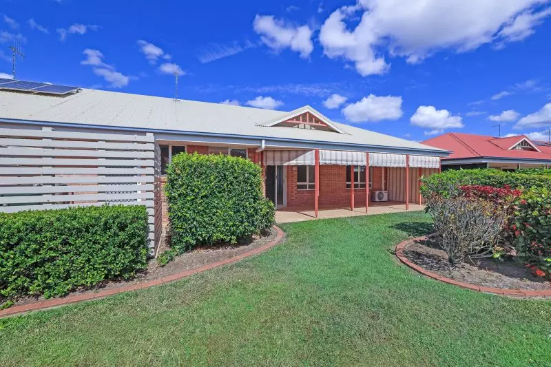 A Connected Lifestyle in a Quiet Village Pocket