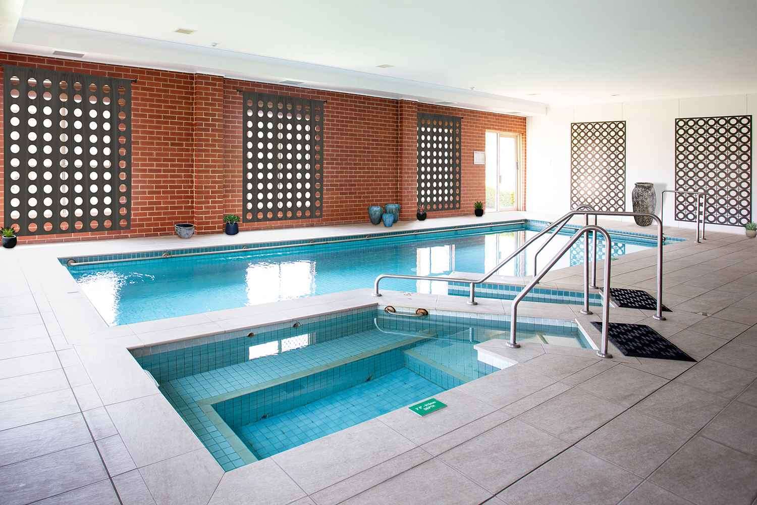 Gorgeous Villas, Close to Everything, Great Community, Keilor Village