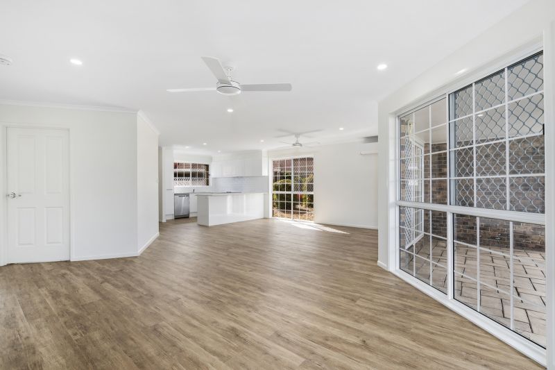 Stunning refurbished villa with Golf Course Views