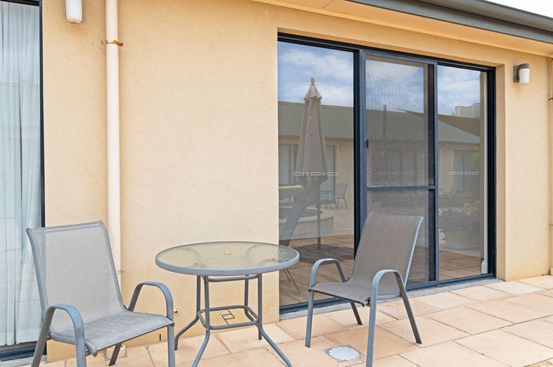 Spacious serviced apartment within a caring community