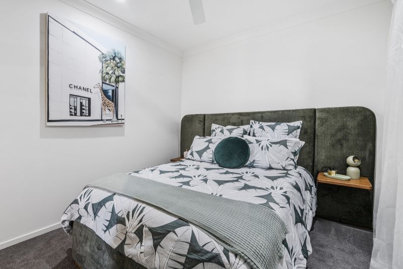 Site 002 - Established Silver Mist I