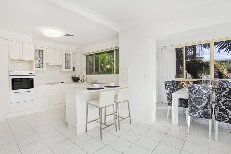 Rosewood Court Apartment building at Tarragal Glen!