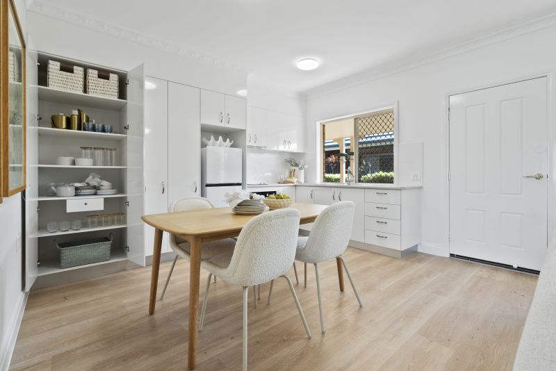 Open-plan one-bedroom apartment
