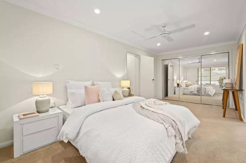 Spacious home just steps away from village amenities and Erina Fair