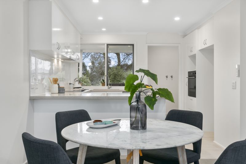 Newly refurbished 2-bed villa close to the community centre