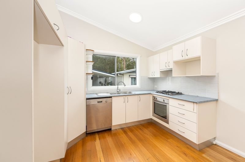 Freshly Renovated Gem – Walk to Jetty & Pavillion