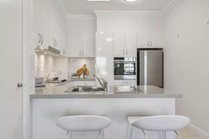 Spacious and bright two-bedroom apartment