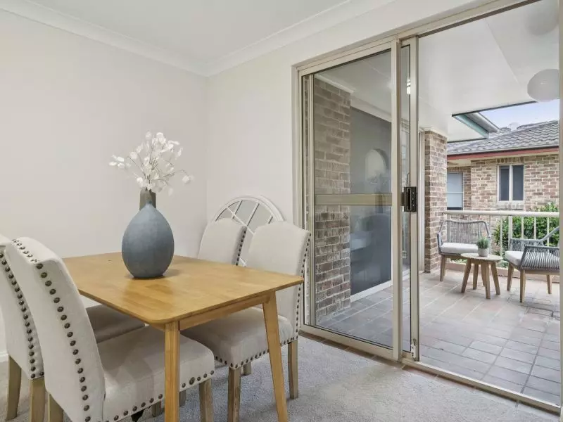 Light-filled villa with stunning bush view