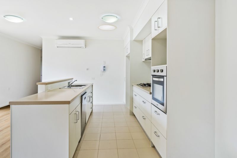 Newly refurbished Two Bedroom Villa with Carport