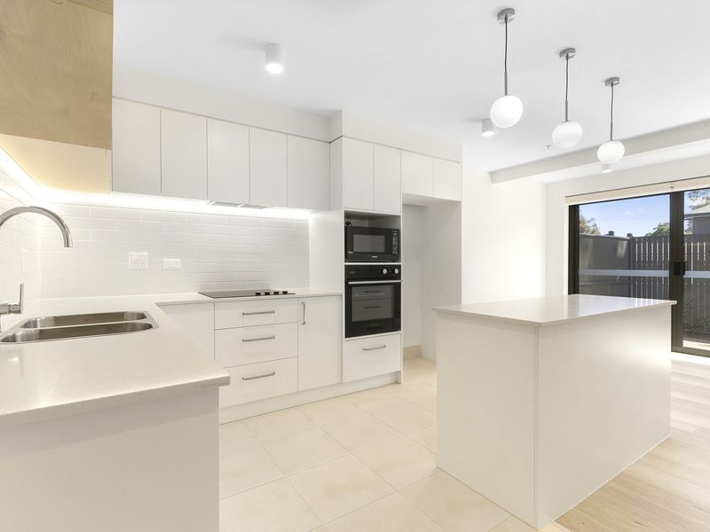 Stunning new and spacious north-facing apartment