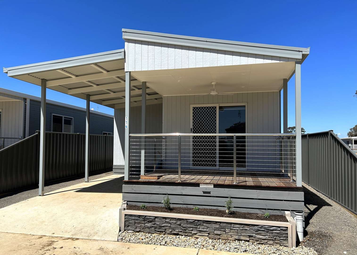 Nagambie Lifestyle Park - The Golden Whistler
