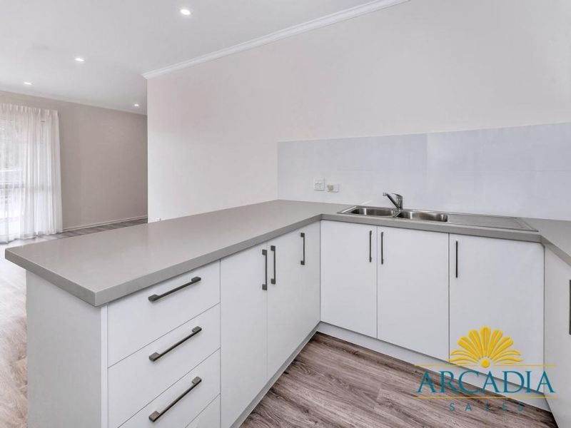 THE BEAUMONT SWANBOURNE - Top Floor 3 Bedroom North Facing Balcony