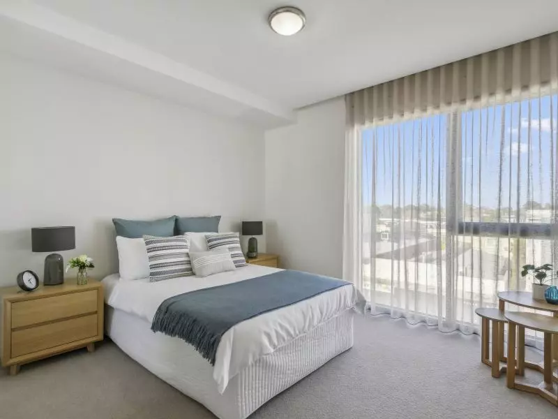 Bright, Spacious Apartment with Private Balcony in Prime Location