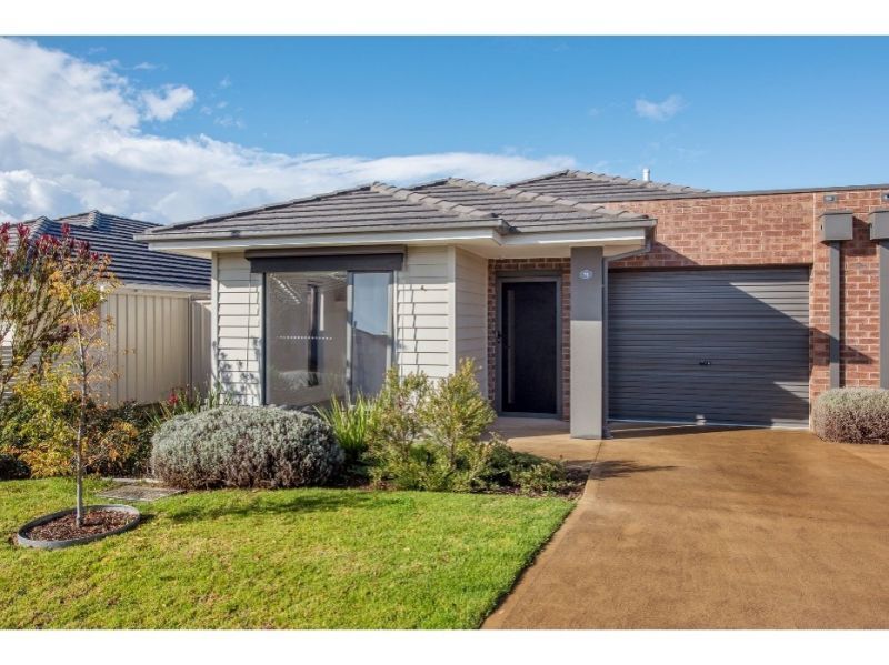 71/89 Galloway Drive, Mernda