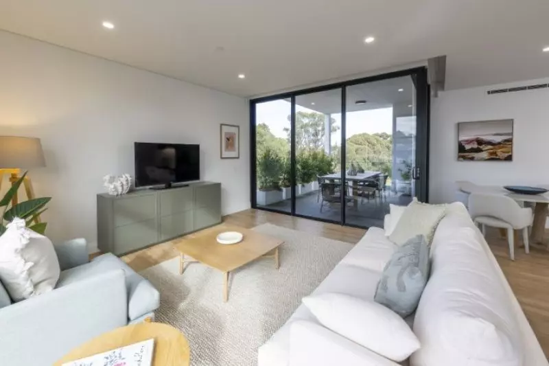 Pebble Beach - 25 Memford Way, Flagstaff Hill, SA 5159