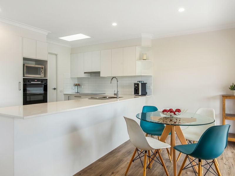 Fully Refurbished and Lovely Garden Outlook