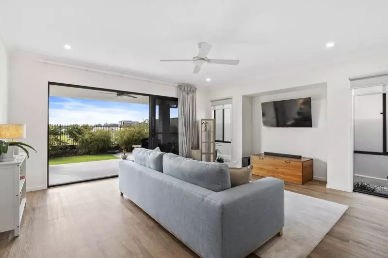 Site 89 - Established Charlwood H1