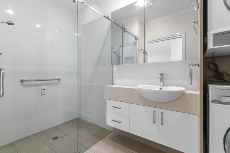 Beautifully Renovated Studio Apartment – Spacious, Stylish & Serviced