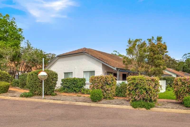 Bright Corner Villa Steps from Community Hub