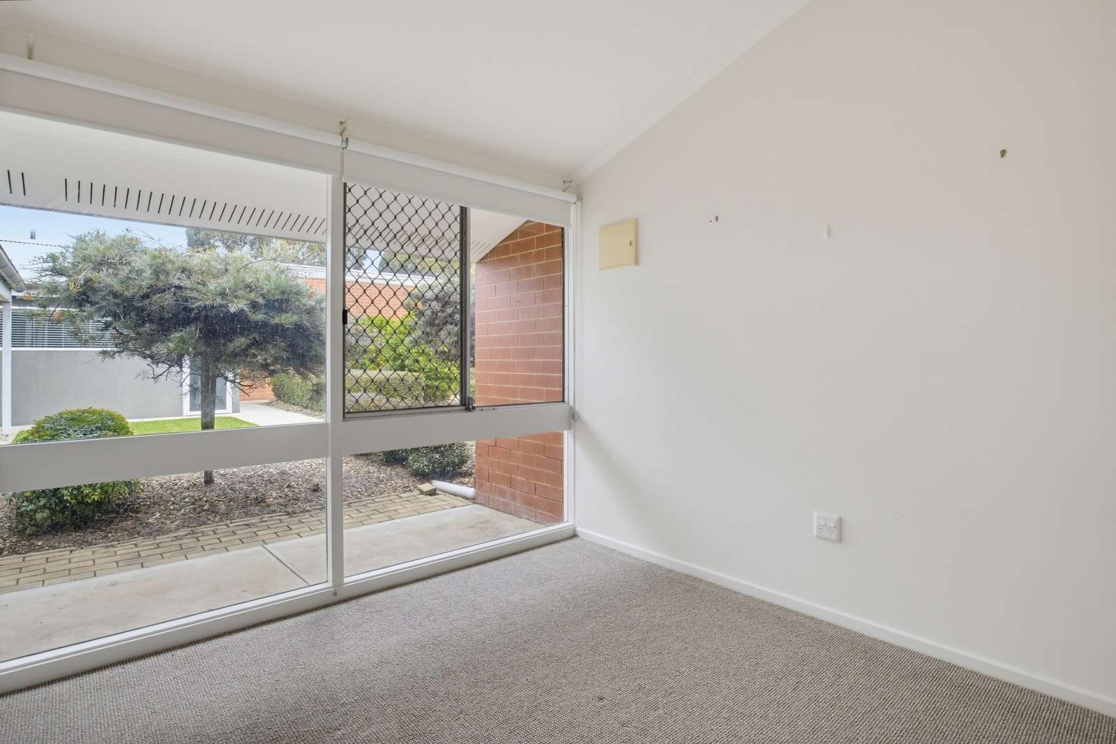 over 55s living - 2-Bed for Rent in Park Holme