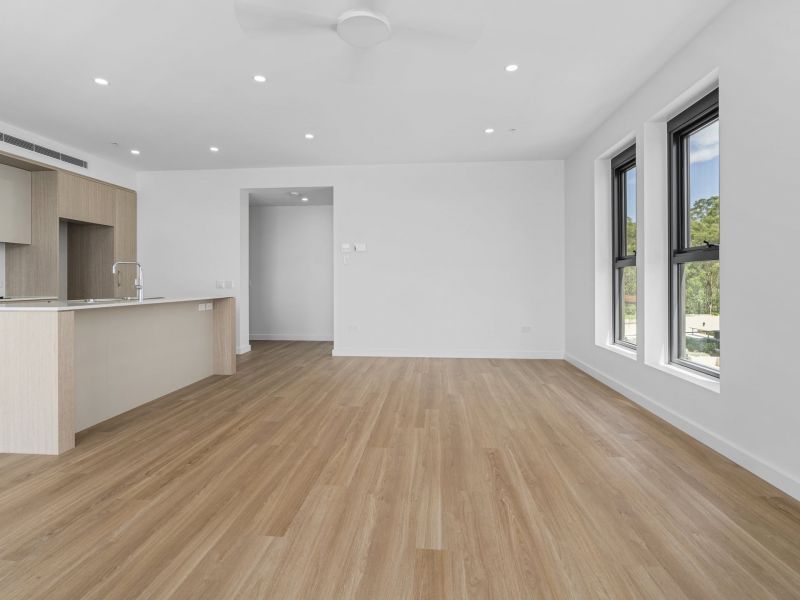 Elegant Apartment with Sunlit Balcony with this 'Finch Design'