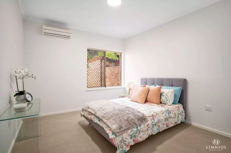 Beautifully presented 1 bedroom ground floor apartment