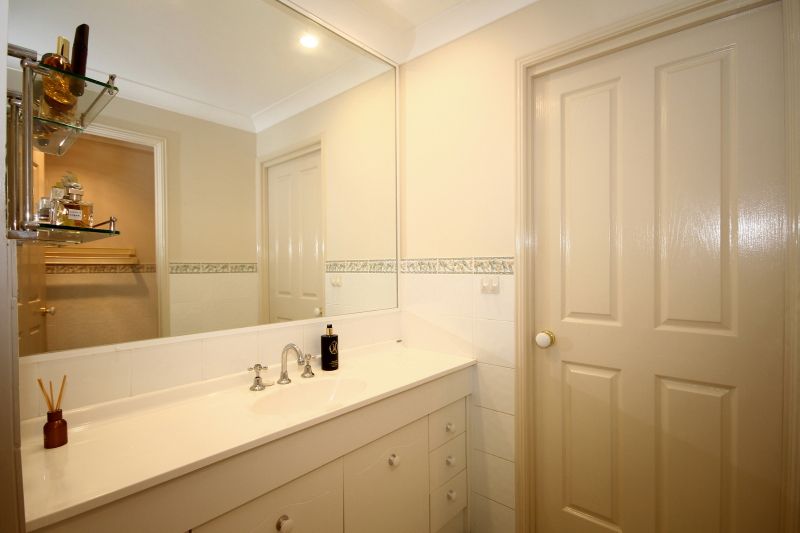 Noble Lakeside Park - Over 50's Lifestyle Resort