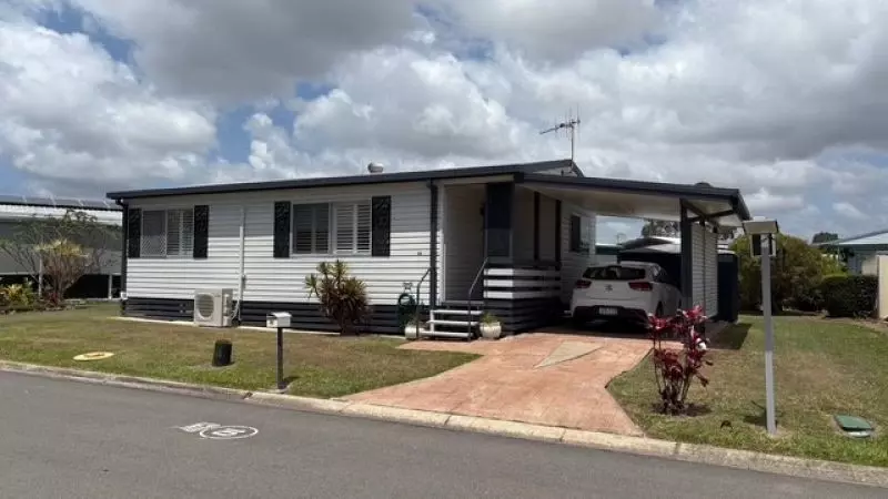 Freshly Renovated MOVE IN READY!!