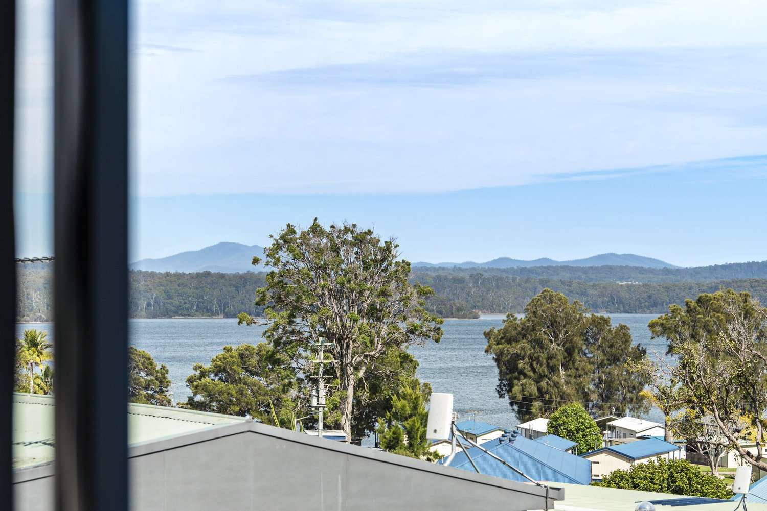 Lakeside Living with Stunning Water Views