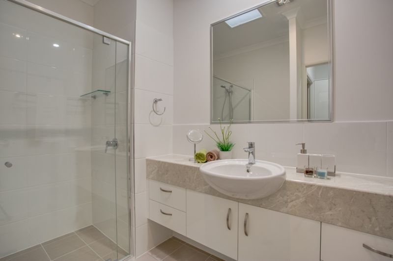 Spacious open-plan two-bedroom villa - under renovation