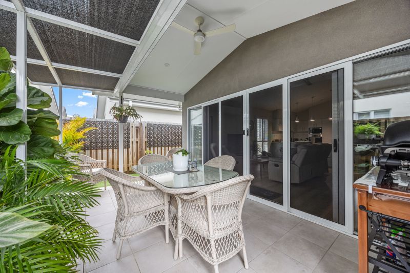 Picture Perfect – Tranquil, Relaxed Living!