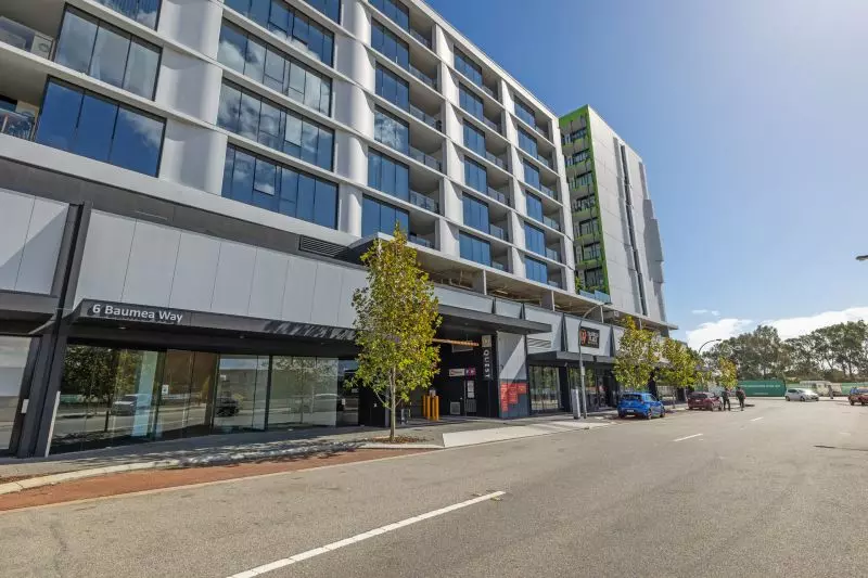 Great Location, Modern & Professional Lifestyle!