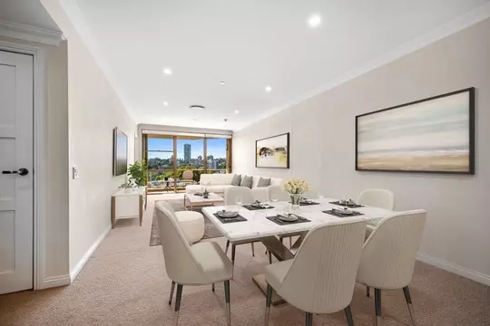 Elevated Apartment with Rushcutters Bay Views