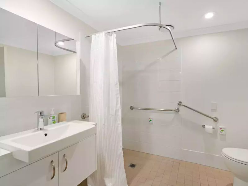 Aveo Ocean View Apartment 71 : One Bedroom Apartment with Garden View. No Stairs.