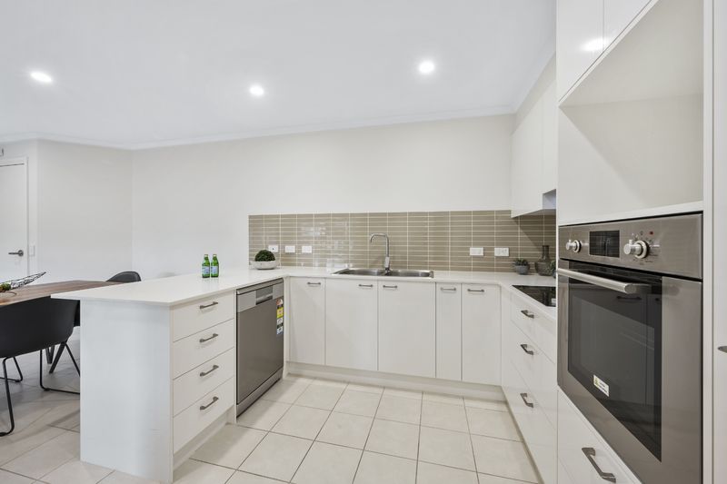 Ground Floor Living by Water and Parkland