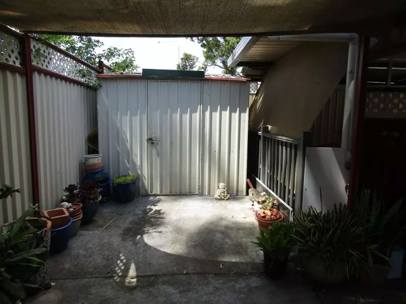 Lime Tree Village - site 70a