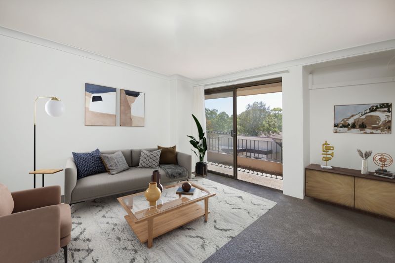 Apt 43 – North-east facing 1-bed, direct access to lift and village amenities